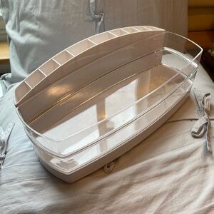 Umbra makeup organizer